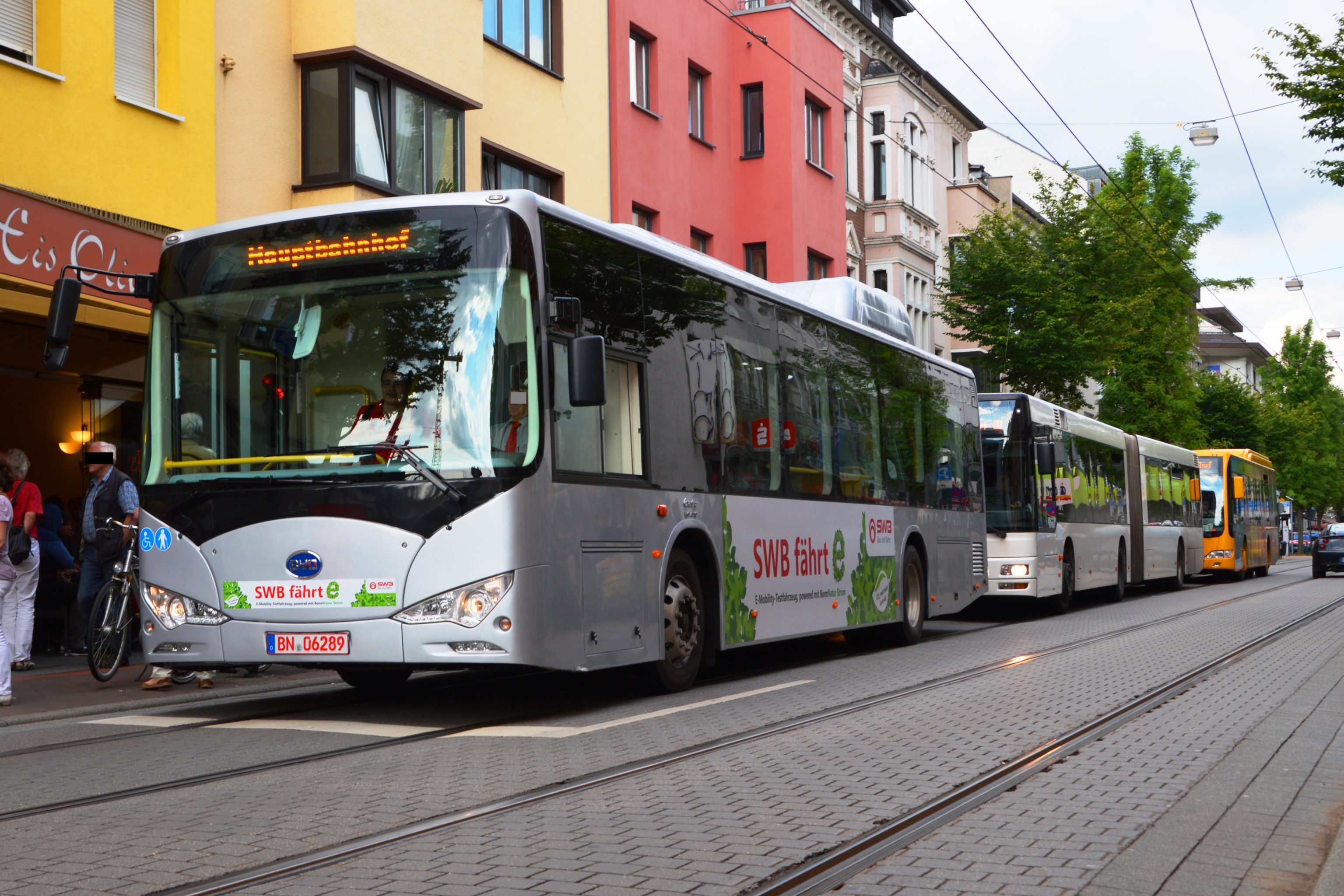 Un BYD ebus en las calles de Bonn, Alemania