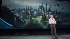 StarWarsLand_Iger1280