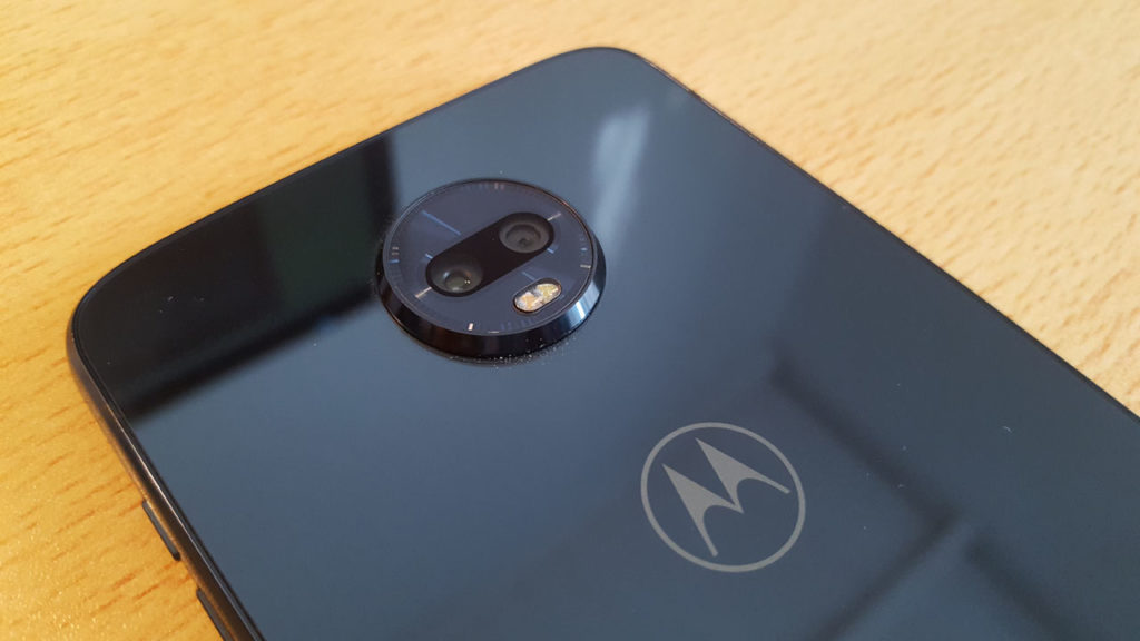 Moto Z3 Play